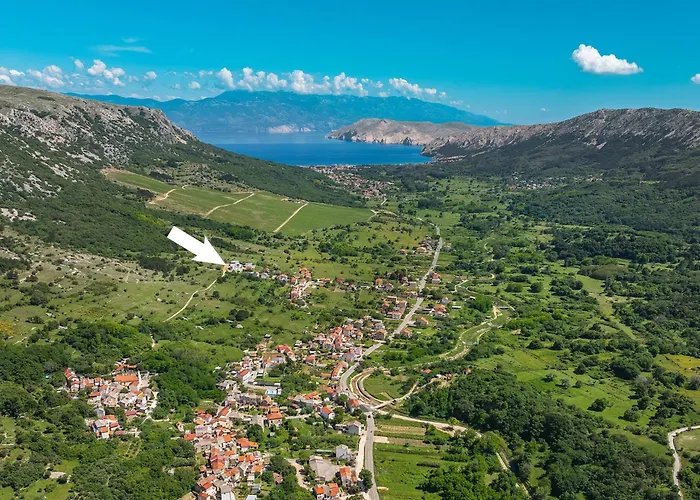 Willa Marina With A Pool Draga Bašćanska