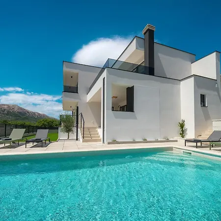 Marina With A Pool Villa Draga Bašćanska