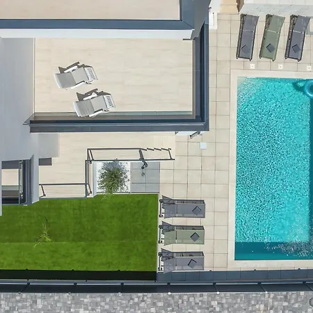 Marina With A Pool 빌라 *