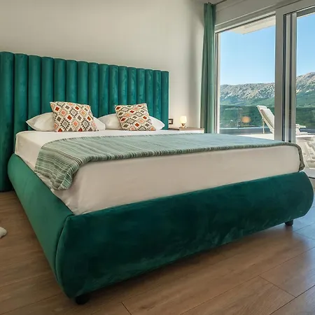 Villa Marina With A Pool Draga Bašćanska