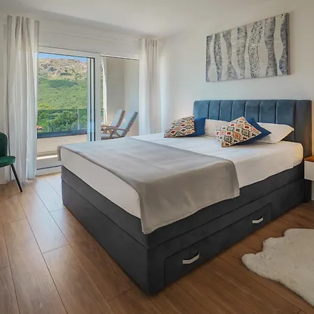 Villa Marina With A Pool Draga Bašćanska