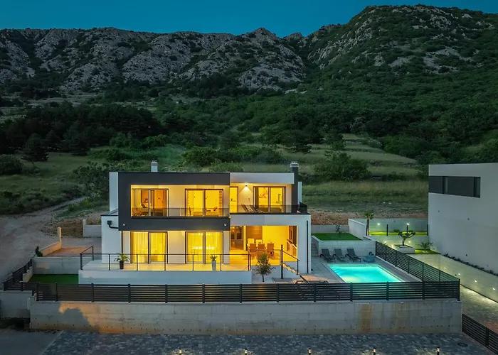 Villa Marina With A Pool Draga Bašćanska