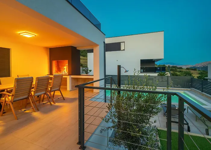 Willa Marina With A Pool *